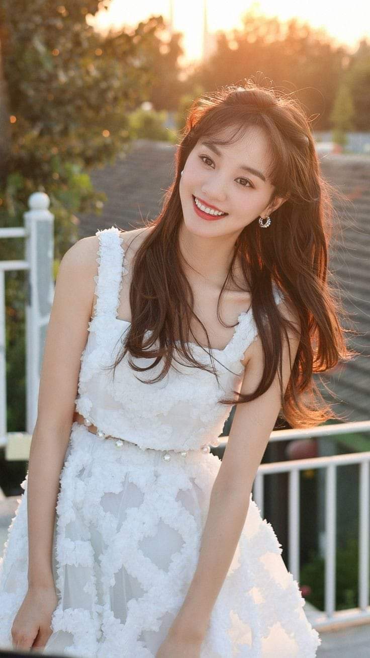 越笑越美
